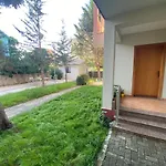 Garden Ardo * Golem (Tirana)