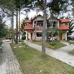 Garden Ardo *