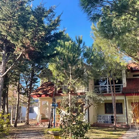 Ferienhaus Garden Ardo