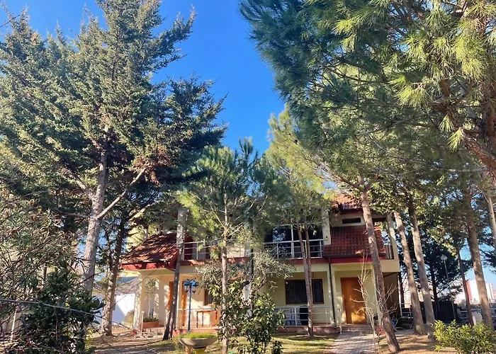 Ferienhaus Garden Ardo Golem (Tirana)