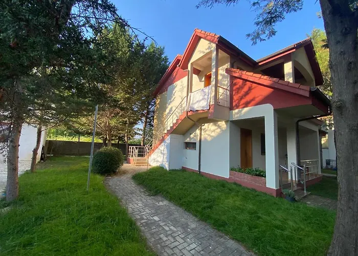 Garden Ardo Ferienhaus *