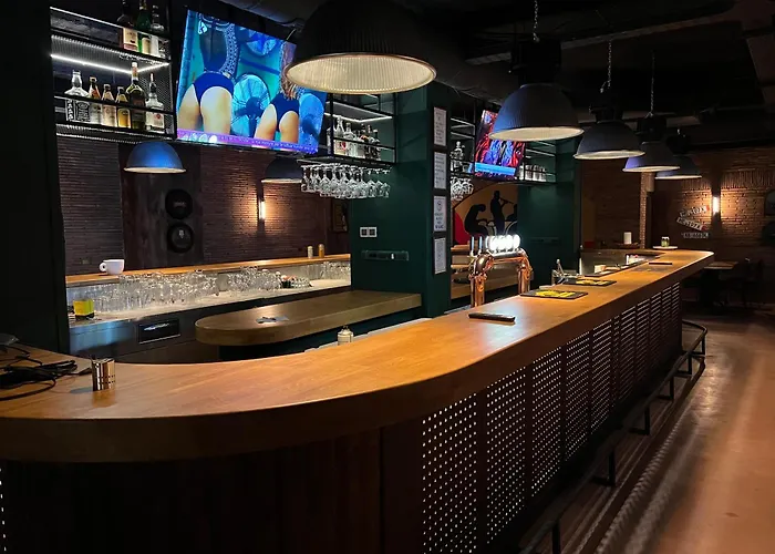 Garden Ardo Nyaraló Golem